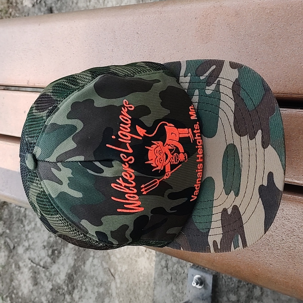 Vintage Wolters Liquors Vadnais Heights, Mn. Camouflage Snapback Hat Cap OSFM